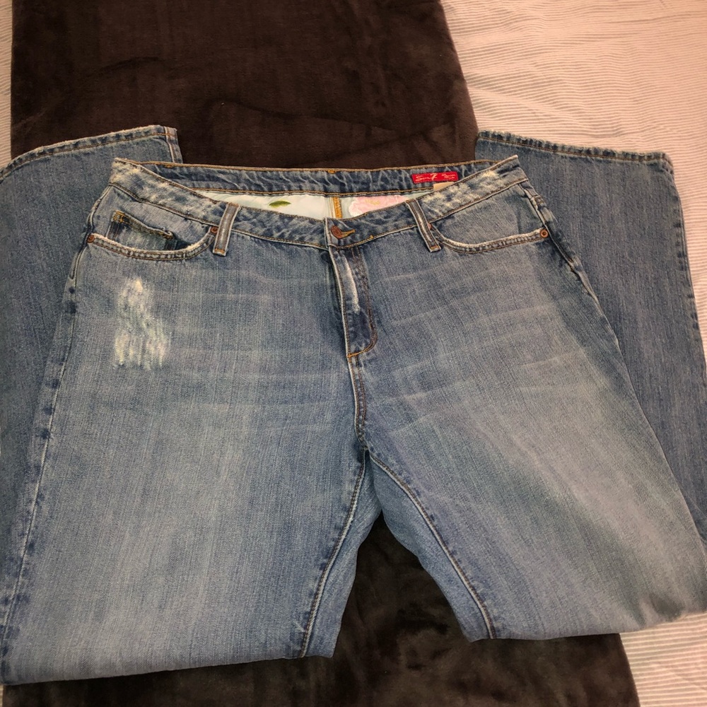Seven Jeans
